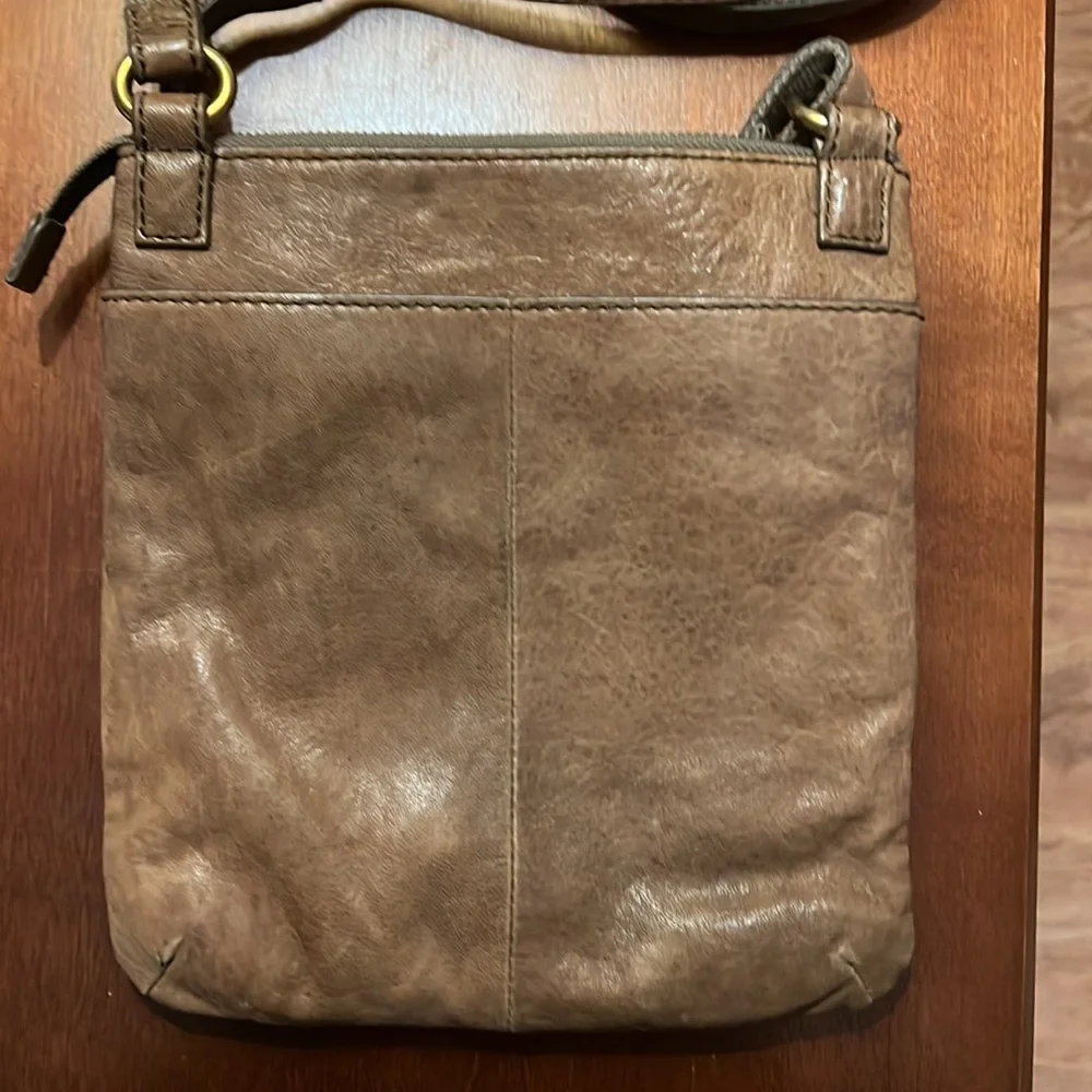Fossil Crossbody - Picture 5 of 8